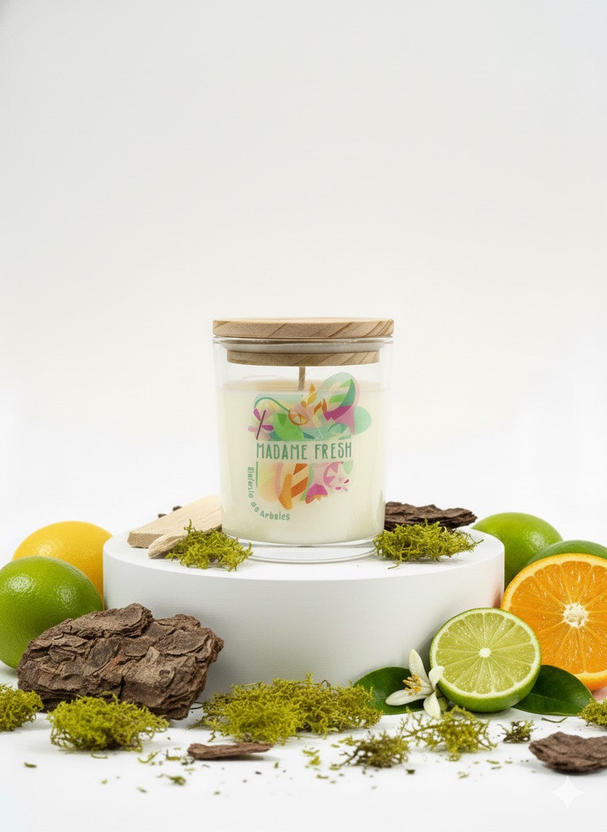 Vela Aromatica Sinfonia de Arboles Madame Fresh, vela aromatica para el hogar, aroma maderoso citrico